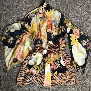 Spell and gypsy Tyler robe s/m, new without tags but never worn